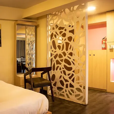 Classic Serviced Apartments Jawlakhel Exterior photo